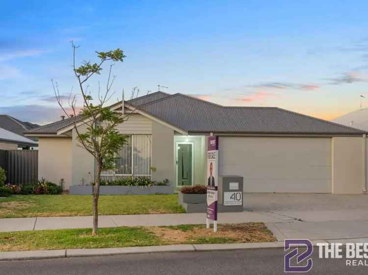 Modern Family Home Near Parklands 4 Beds 2 Baths