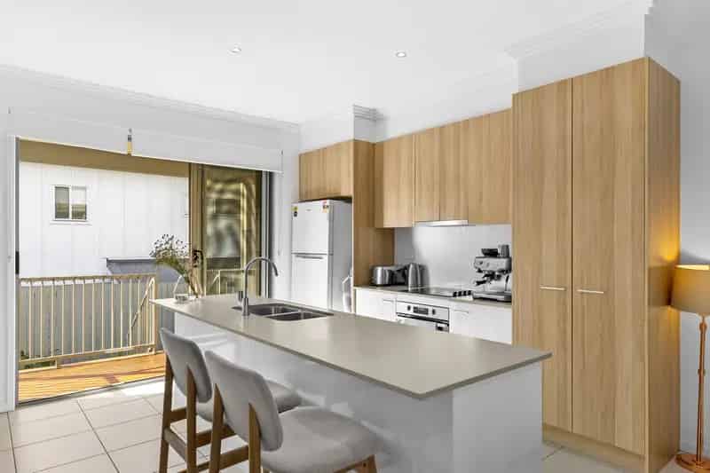 Ultra-modern, north-facing townhouse on the fringe of popular Camp Hill!