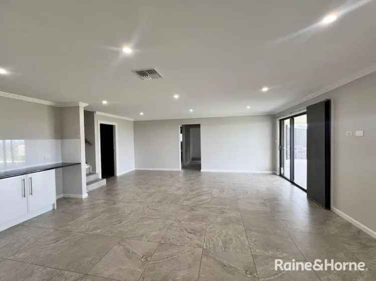 House For Rent in Tamworth, New South Wales