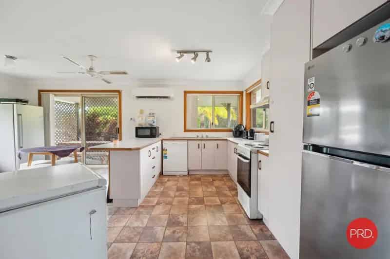 FREESTANDING 3 BED VILLA
