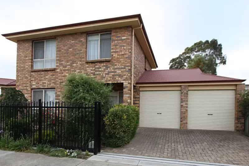 Neat as a Pin, Family Home Close to all Amenities!