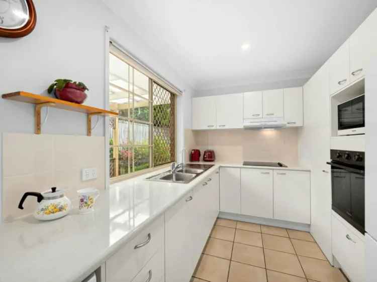 Buy 3 Bed Villa in Maroochydore with Spacious Garden and Patio