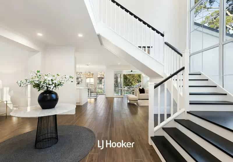 Rent Contemporary Family Home in Exclusive Location with Modern Features