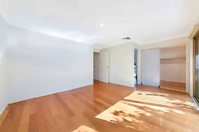 33 Franklin Road, Cherrybrook NSW 2126 - House For Lease