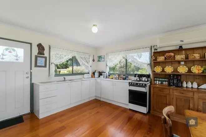 House For Sale in Shire of Colac Otway, Victoria