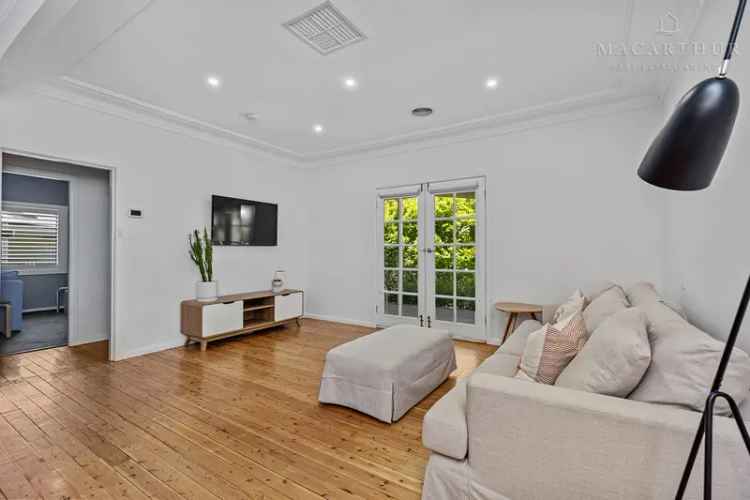 House For Rent in Wagga Wagga City Council, New South Wales