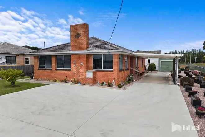 House For Sale in Ulverstone, Tasmania