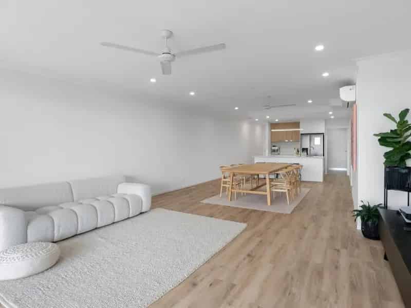 Luxury Living Awaits–Stunning Apartment For Lease