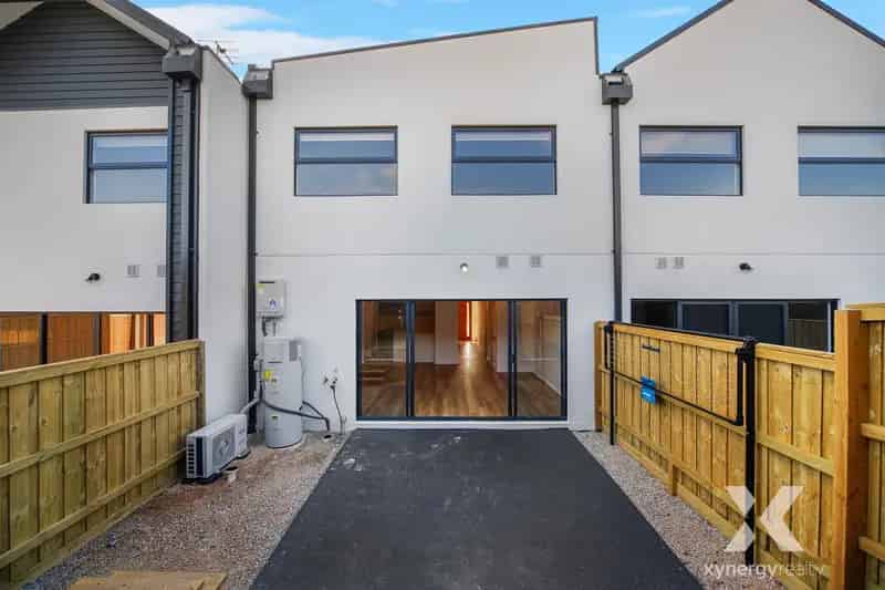 4 rooms house of 170 m² in Melbourne