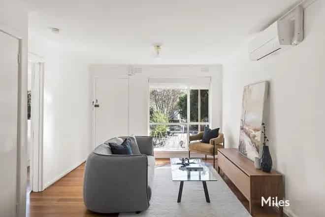 Apartment For Sale , 16, Elphin Street, Melbourne, Victoria