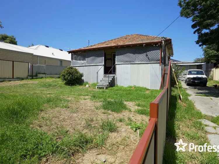 House For Sale in City of Swan, Western Australia