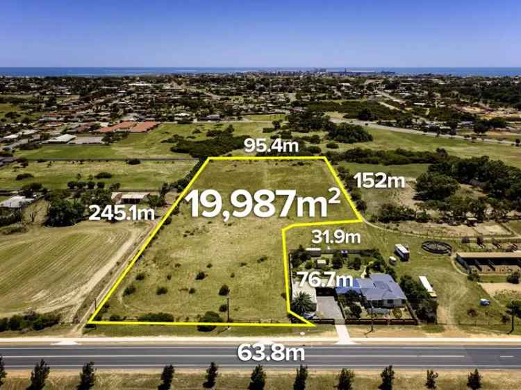 Land For Sale in Geraldton, Western Australia