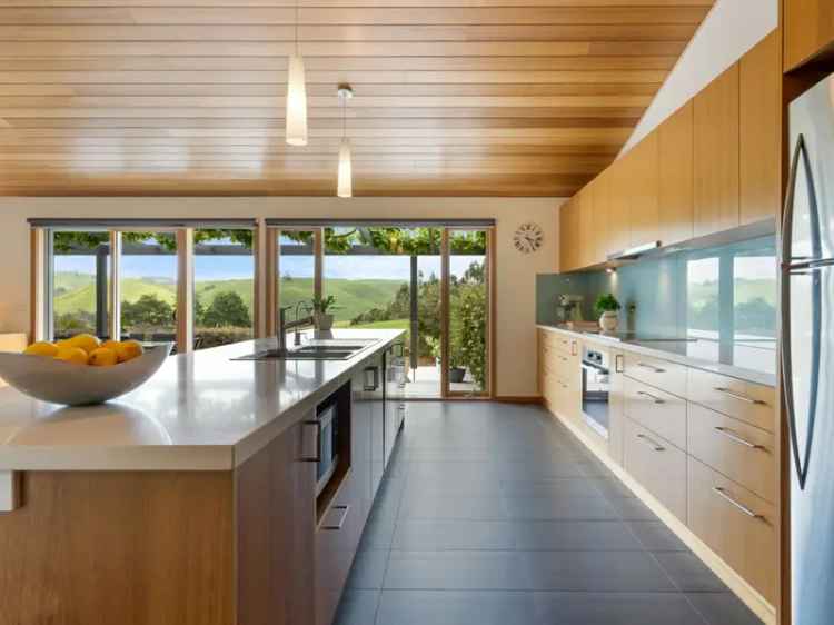 Buy House in South Gippsland with Architectural Excellence and Sustainable Luxury