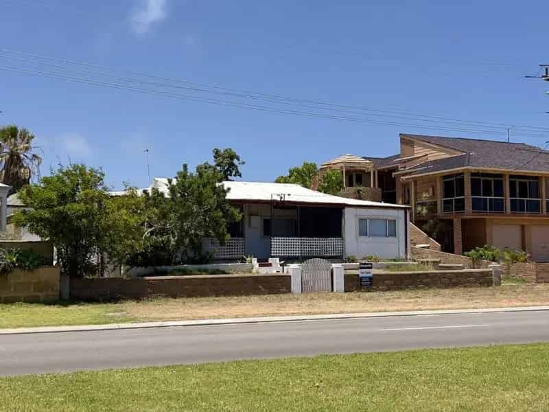 House For Sale , Port Denison, Western Australia