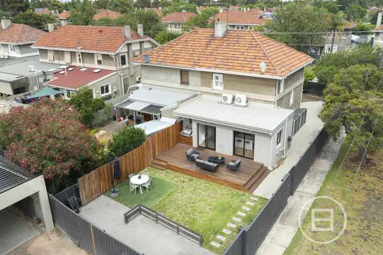 House For Sale in 24, Page Avenue, Melbourne, Victoria