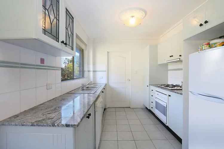 3 Bed Furnished Apartment North Parramatta Huge Terrace Park Views