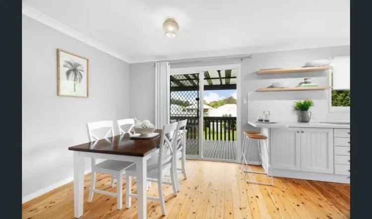 House For Lease Terrigal NSW 4 Bedrooms Large Block