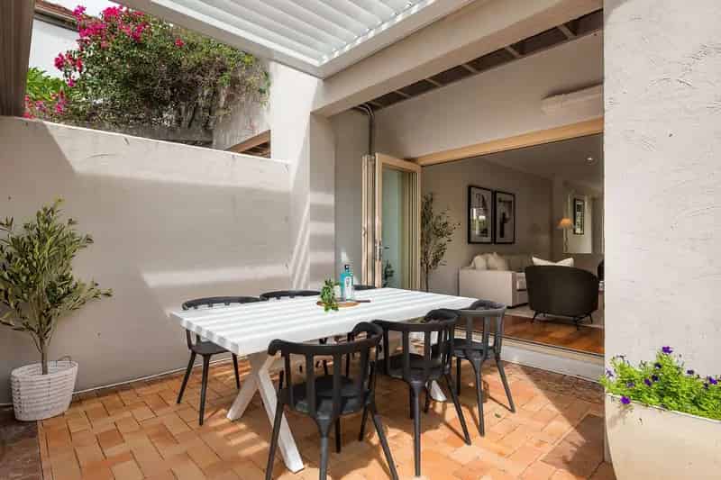 Bulimba's Most Sought After Townhome