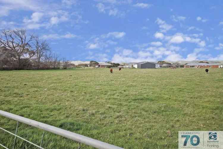 Buy rural property in Bass with excellent size allotment and amenities