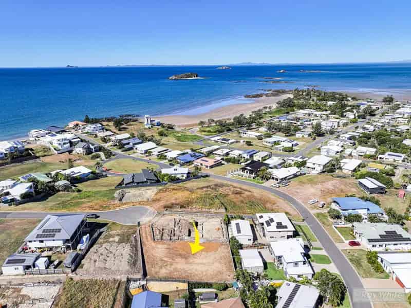 Buy Land in Old Zilzie for Your Dream Home with Stunning Ocean Views