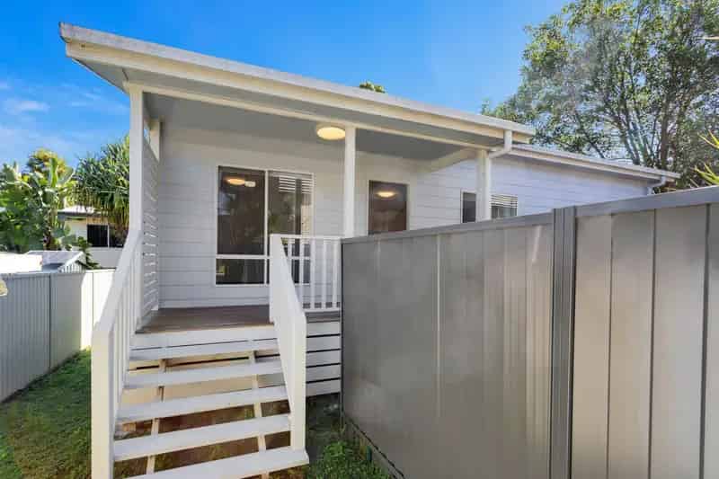 Real Estate For Lease - 2/18 Eromba Crescent - Ferny Hills , QLD