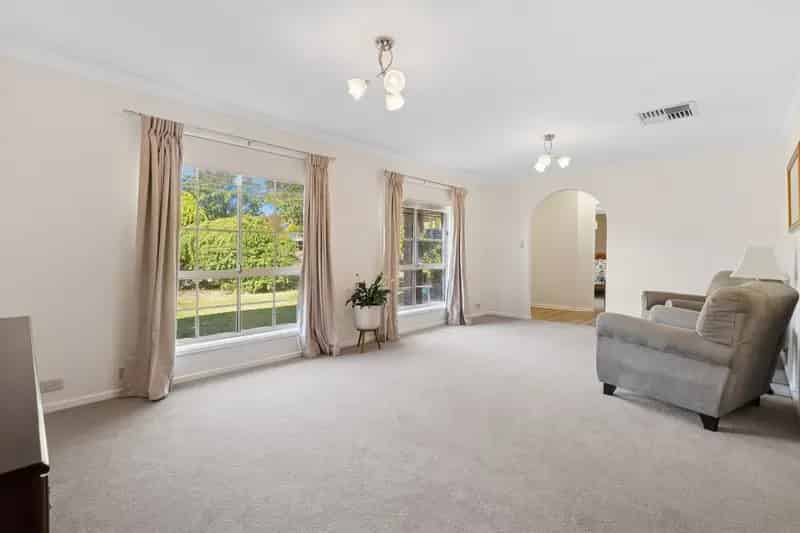 A gorgeous family home in the Mount Hurtle Estate