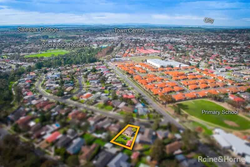 House For Sale , 5, Hood Crescent, Melbourne, Victoria