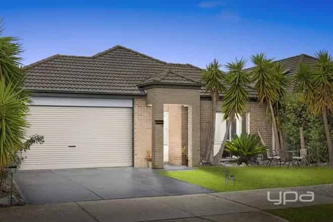 House For Sale , 8, Pinoak Street, Melbourne, Victoria