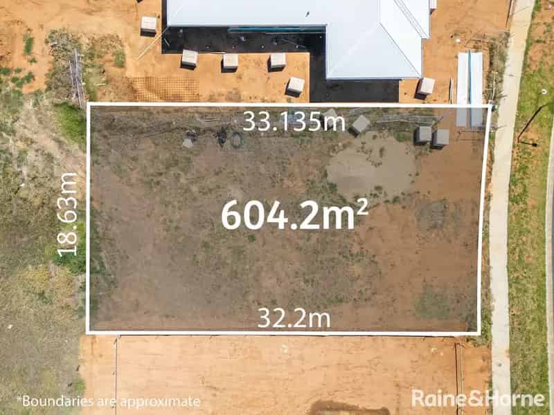 Buy land in Brunslea Park with spacious north-facing block and community charm