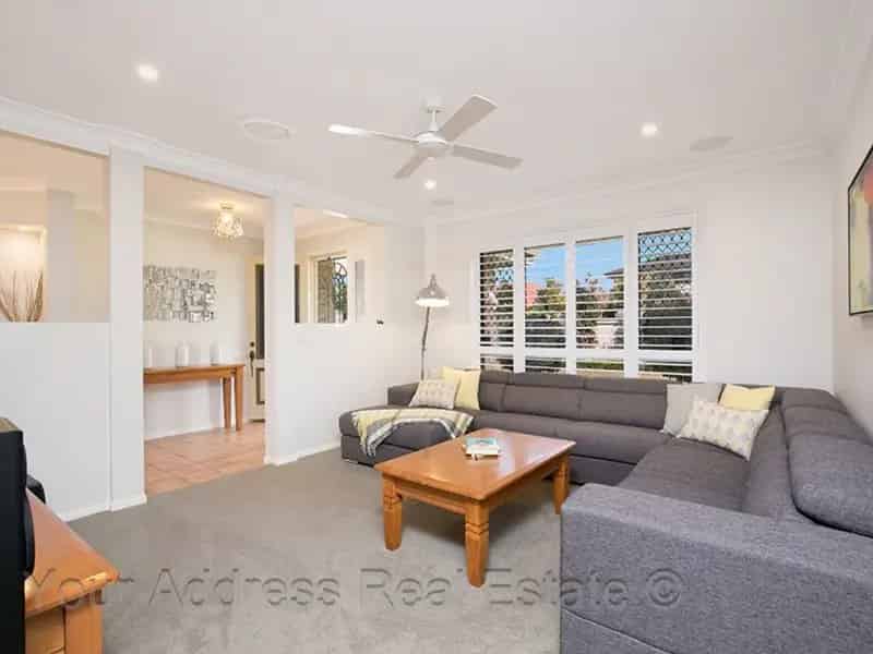 Real Estate For Lease - 28 Albert Place - Parkinson , QLD