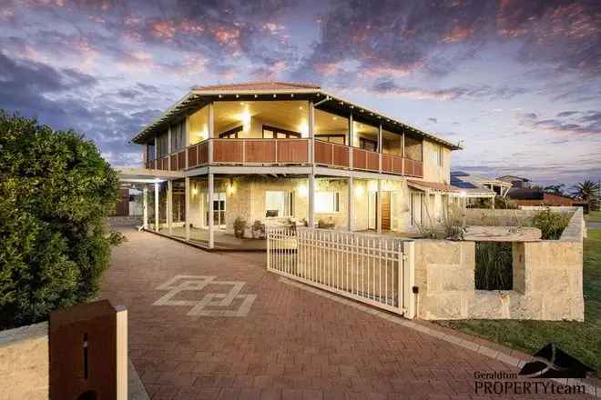 Ocean View Beach House Tarcoola Beach 5 Bedrooms Geraldton