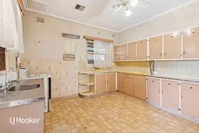 House For Sale in Adelaide, South Australia