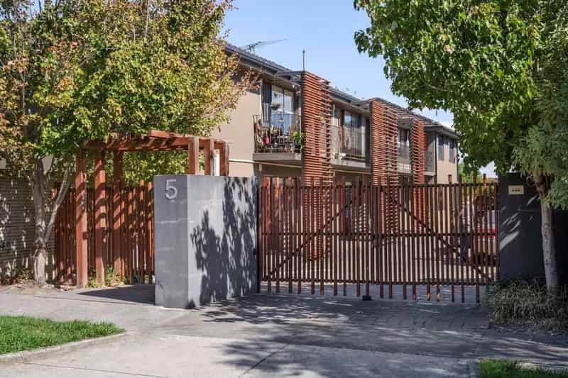 House For Sale , Melbourne, Victoria