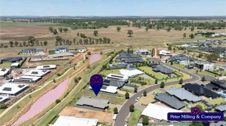 Buy Land in South Dubbo - Ideal Block on Waterfall Crescent