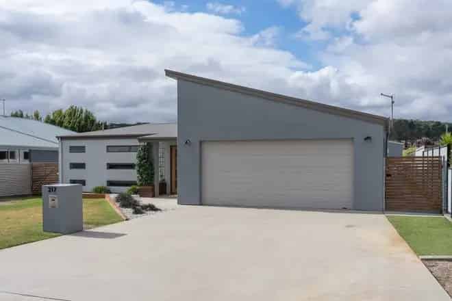 House For Sale , Latrobe, Tasmania