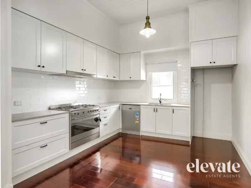 Furnished Room Including Utilities