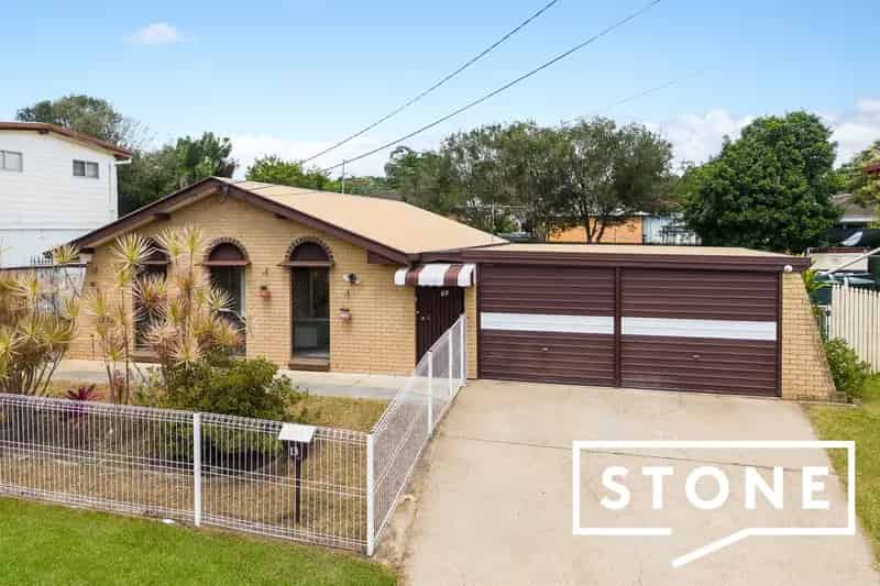 Real Estate For Sale - 13 Pilbi Street - Woodridge , QLD