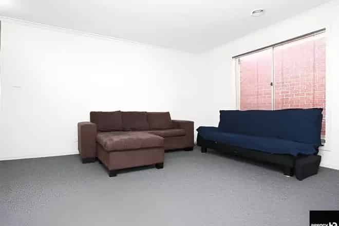 House For Rent , 33, Kambah Street, Melbourne, Victoria