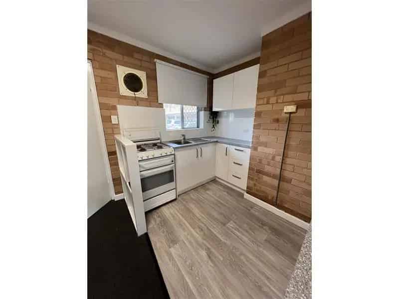 Charming 1-Bedroom Unit In A Sought-After Location
