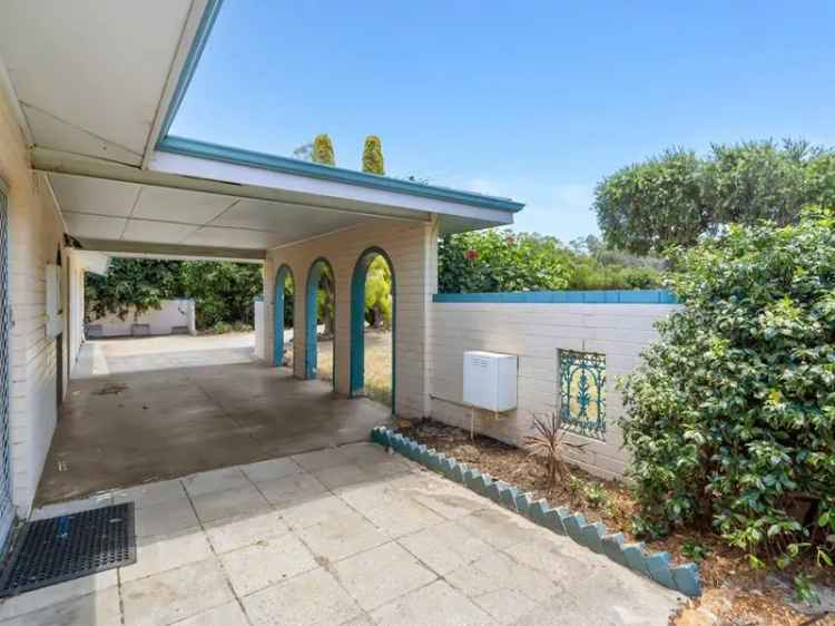 House For Sale in City Of Kalamunda, Western Australia