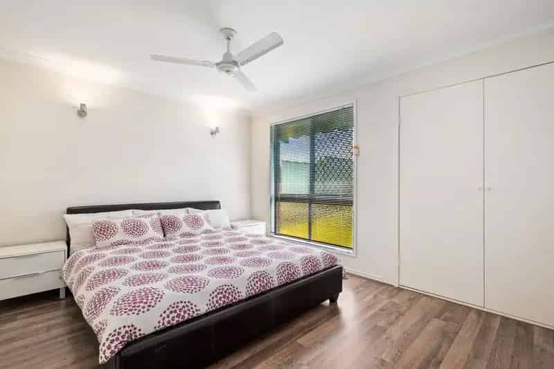 Real Estate For Lease - 9 Pavon Street - Regents Park , QLD