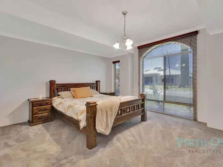 Stunning 4 Bed 2 Bath Home Canning Vale