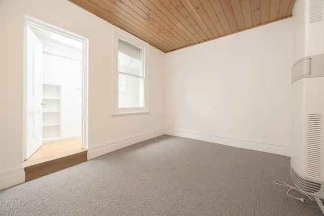 House For Rent , 45, Seacombe Street, Melbourne, Victoria