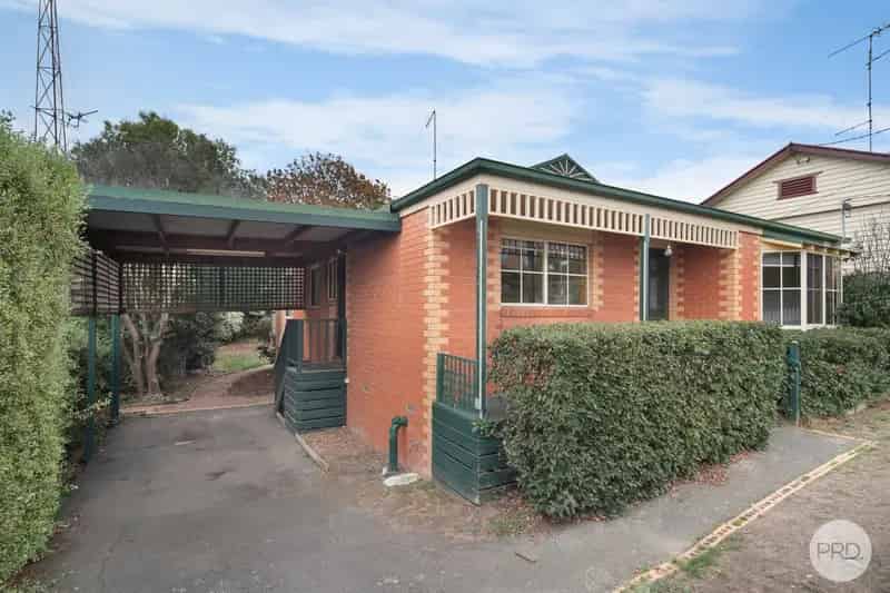 NEAT 3 BEDROOM HOME - PERFECT FOR A YOUNG FAMILY !
