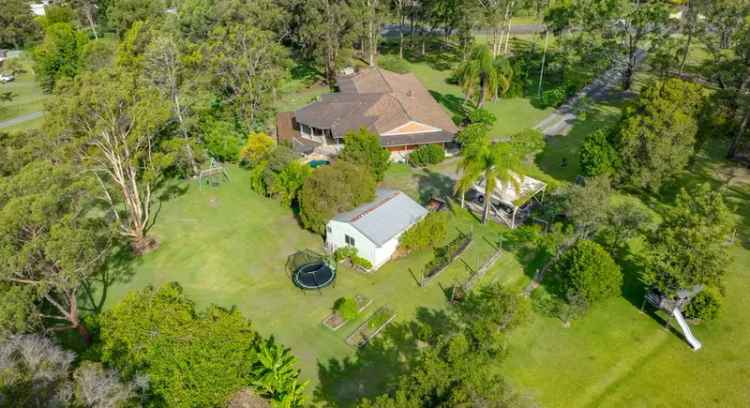 Whisper Quiet Coastal Acreage 5 Bed Family Home