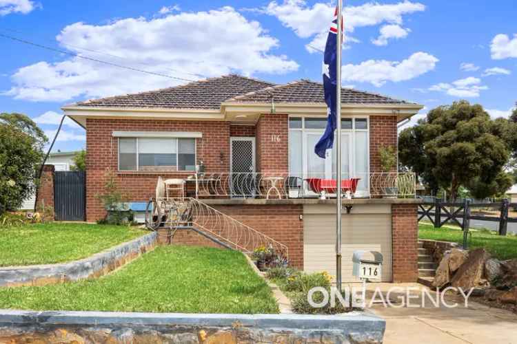 House For Rent in Wagga Wagga City Council, New South Wales