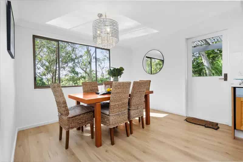 Exclusive multi-generational flexibility in a celebrated setting