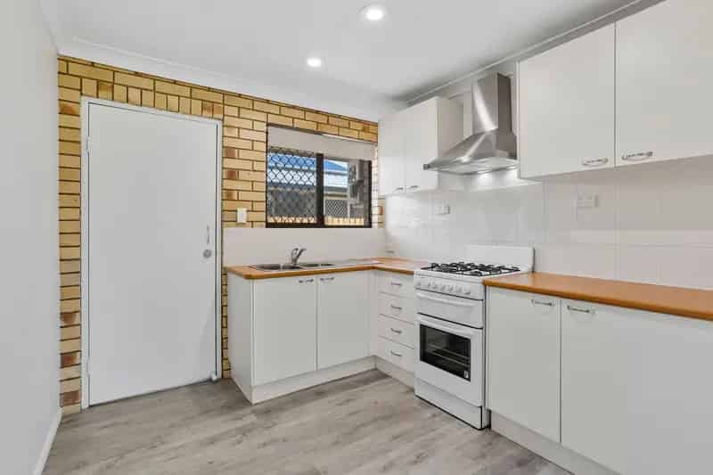 Beautifully Renovated 2-Bedroom Villa