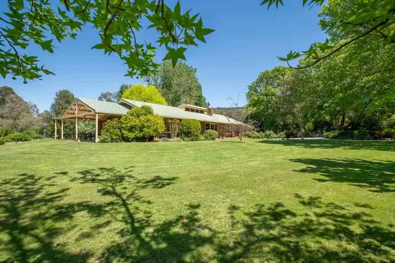 Land For Sale , City of Wodonga, Victoria
