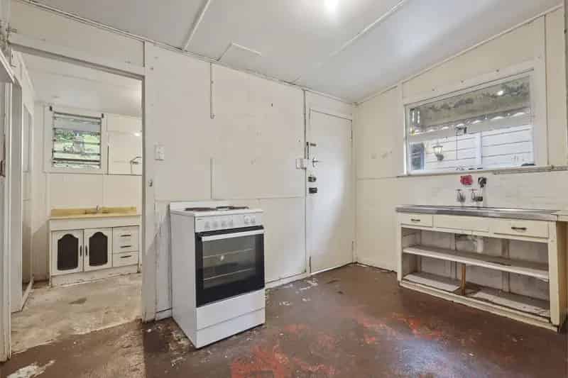 Renovate Buy House Paddington City Glimpses Endless Potential